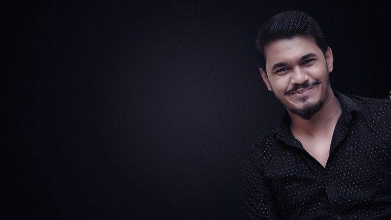 Traveling Solo: Tips for a Safe and Rewarding Adventure