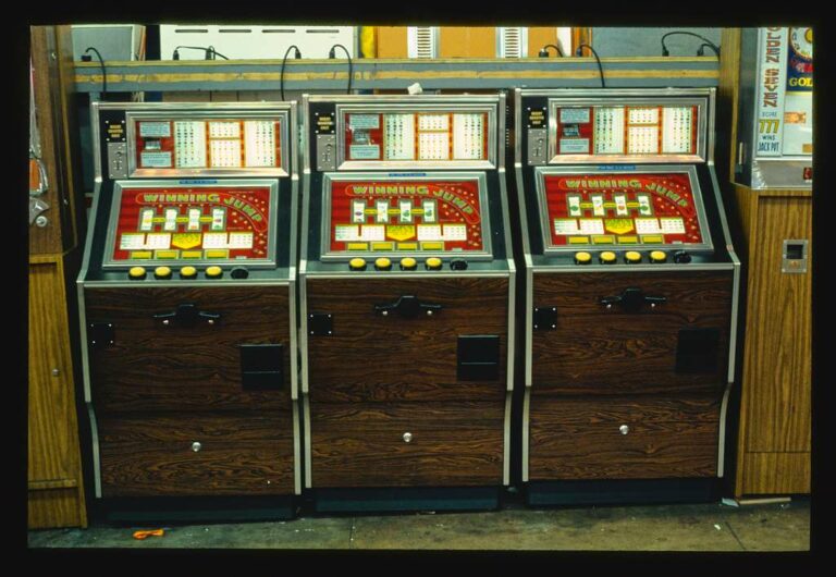 Which is Better for Online Betting: Satsport or Play99exch?